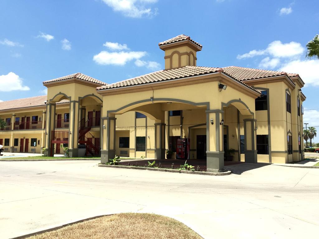 Boca Chica Inn And Suites Brownsville Buitenkant foto